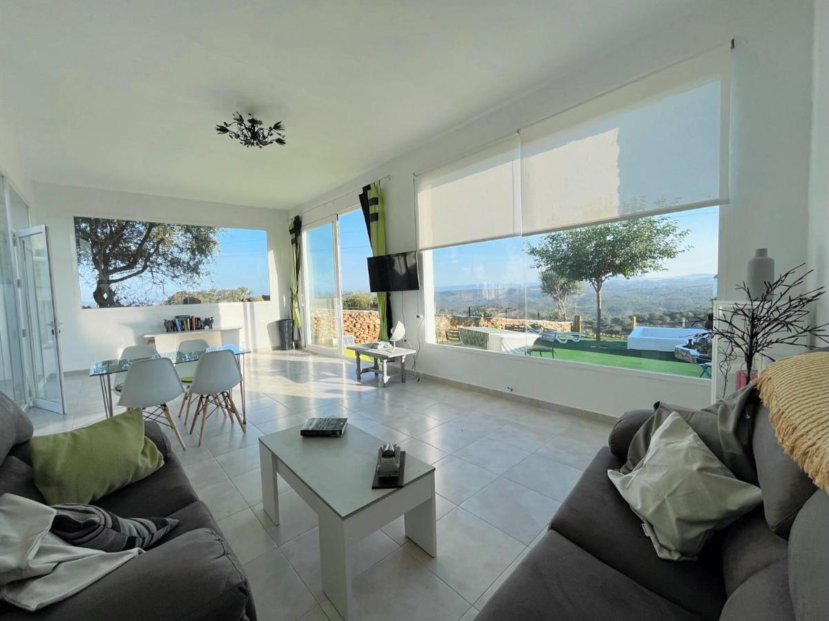 El Coso Lodge & Workation Zalamea la Real Luaran gambar