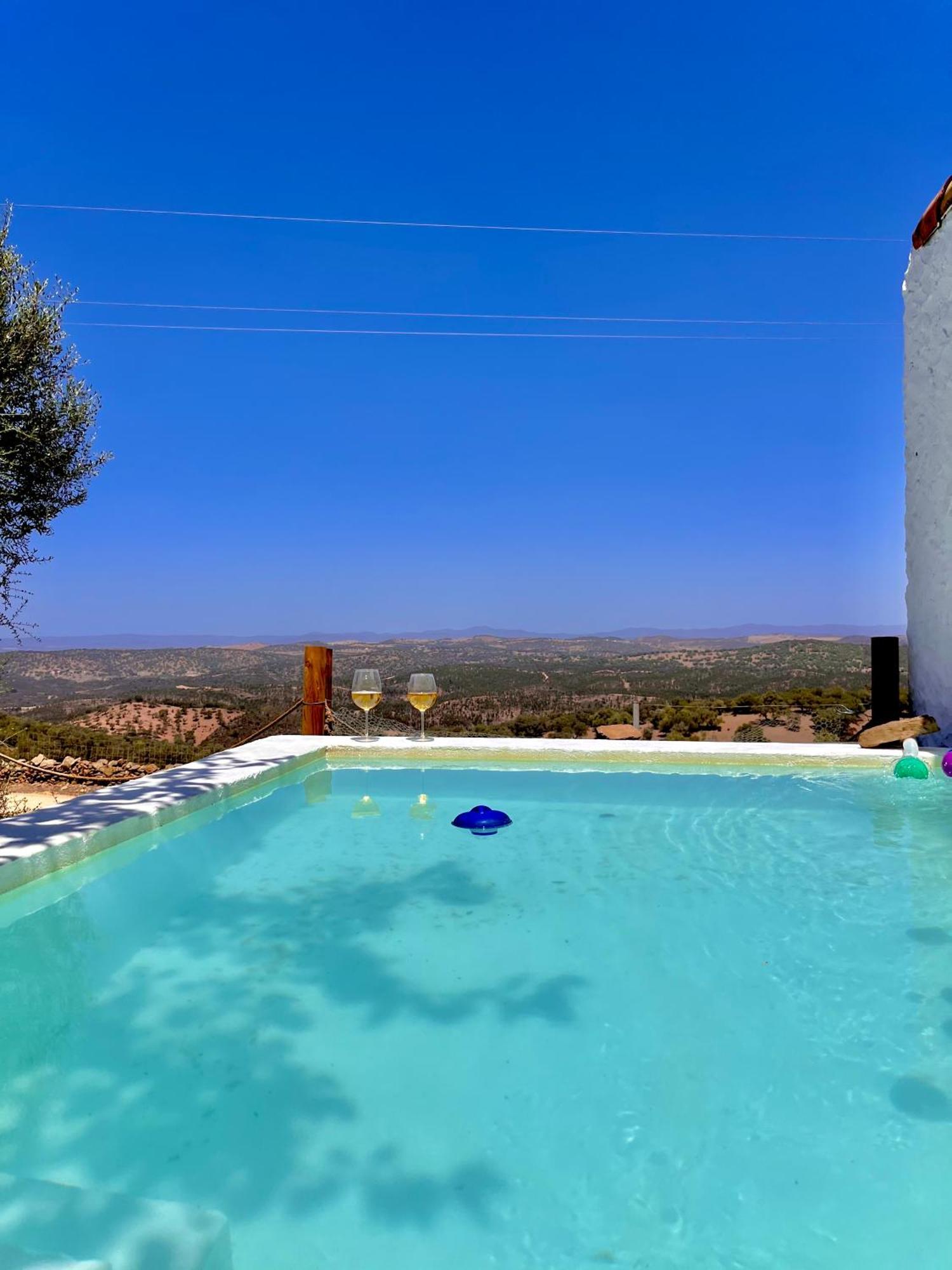 El Coso Lodge & Workation Zalamea la Real Luaran gambar